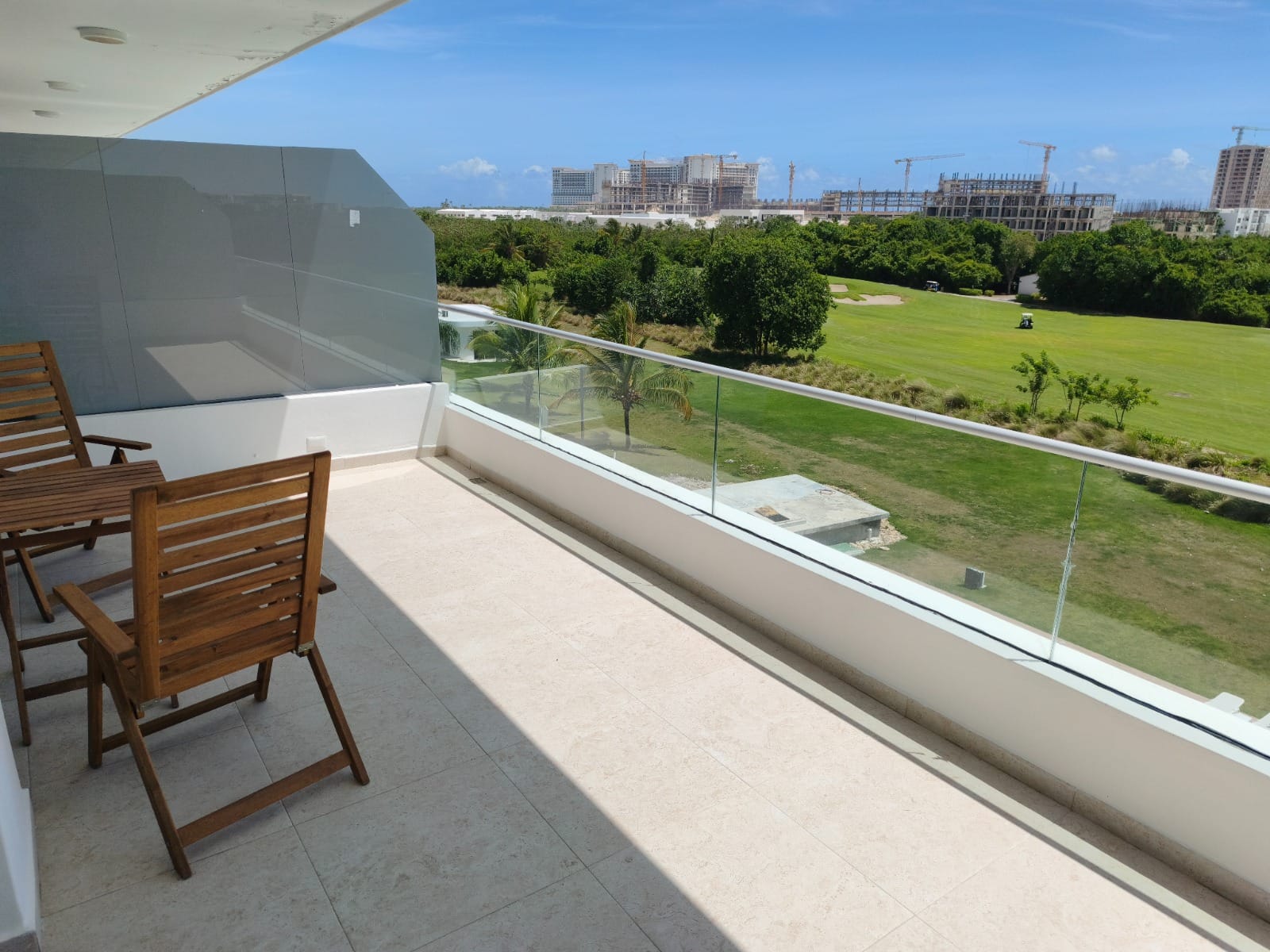 WhatsApp Image 2026-07-14 at 11.38.05 AM Apartamentos en venta en Punta