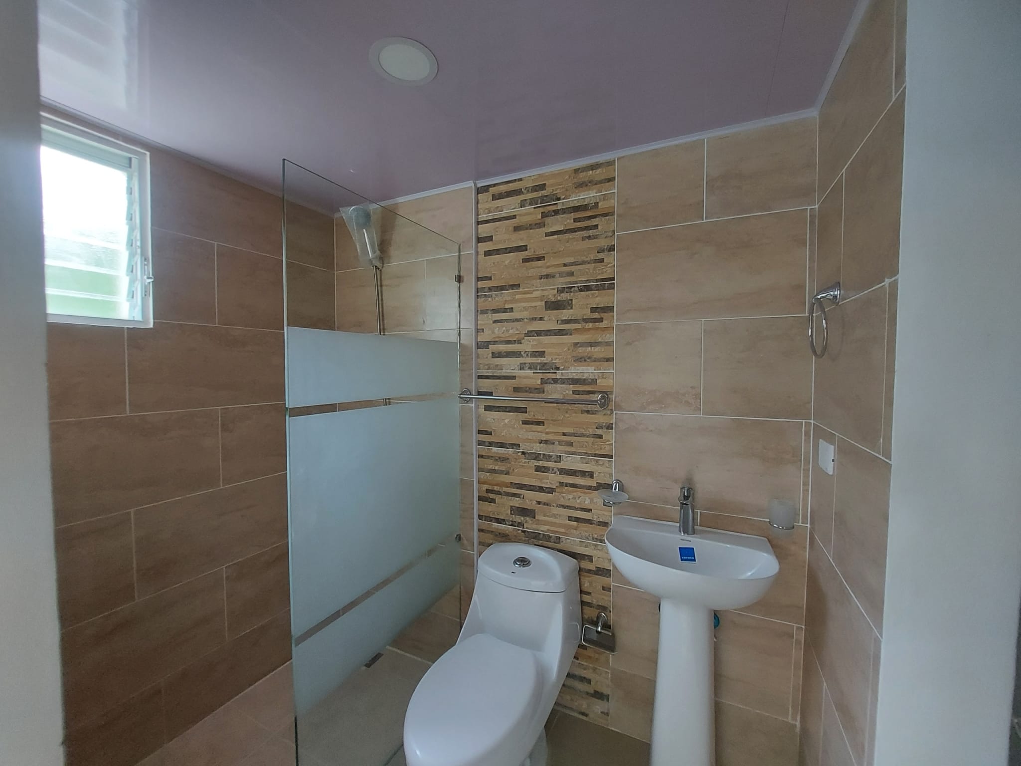 Alquiler de Apartamento 3 Habitaciones en Residencial Garden City