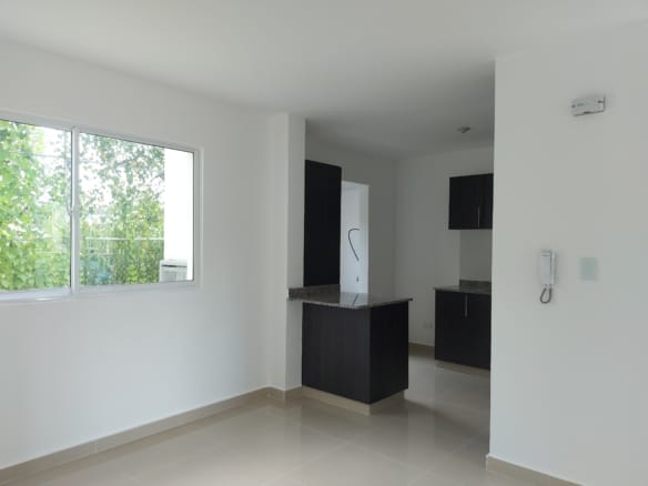 Alquiler de Apartamento 3 Habitaciones en Residencial Garden City