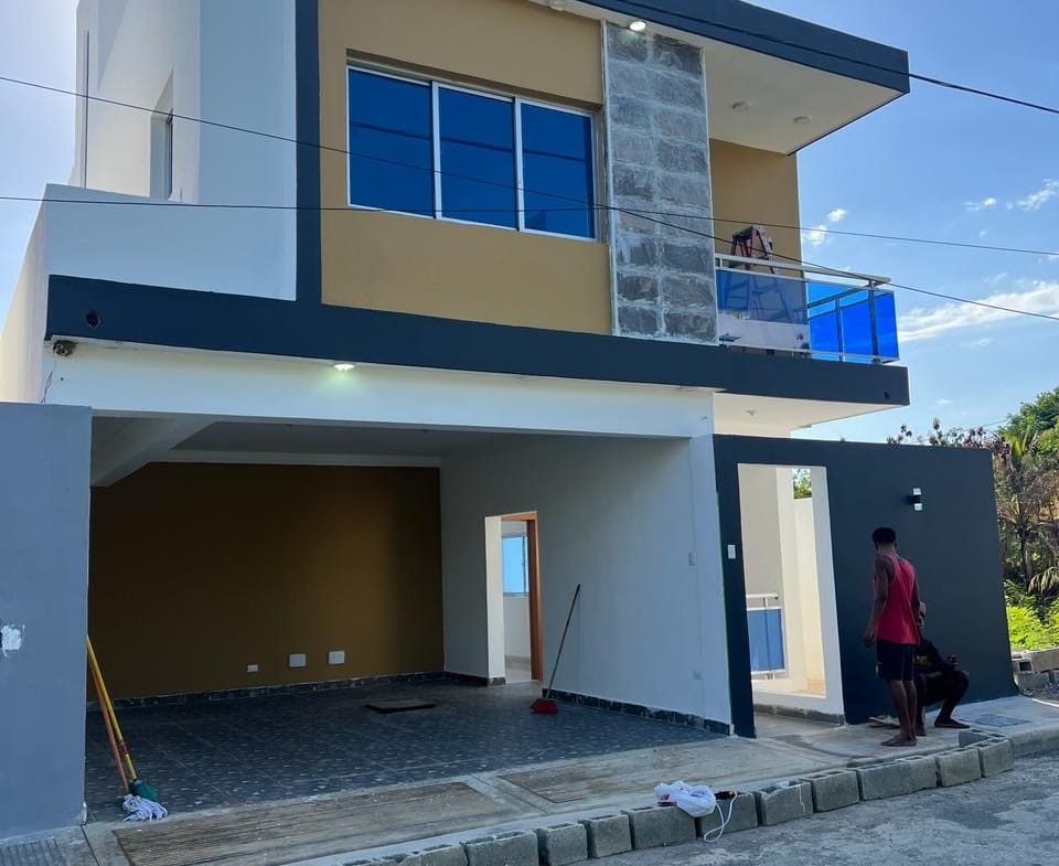 ¡Descubre Tu Nuevo Hogar en Brisa Oriental!