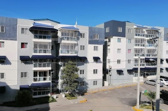 Alquiler de Apartamento 3 Habitaciones en Residencial Garden City