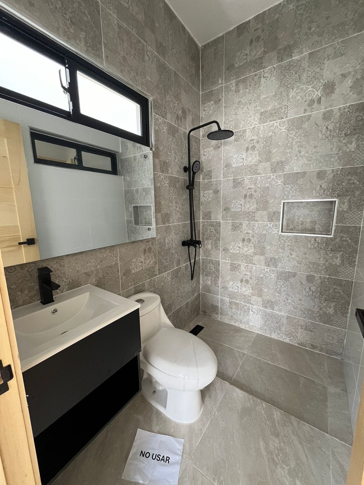 WhatsApp Image 2025-01-15 at 8.58.43 AM (6) Casas Modernas y Funcionales a tu Alcance1