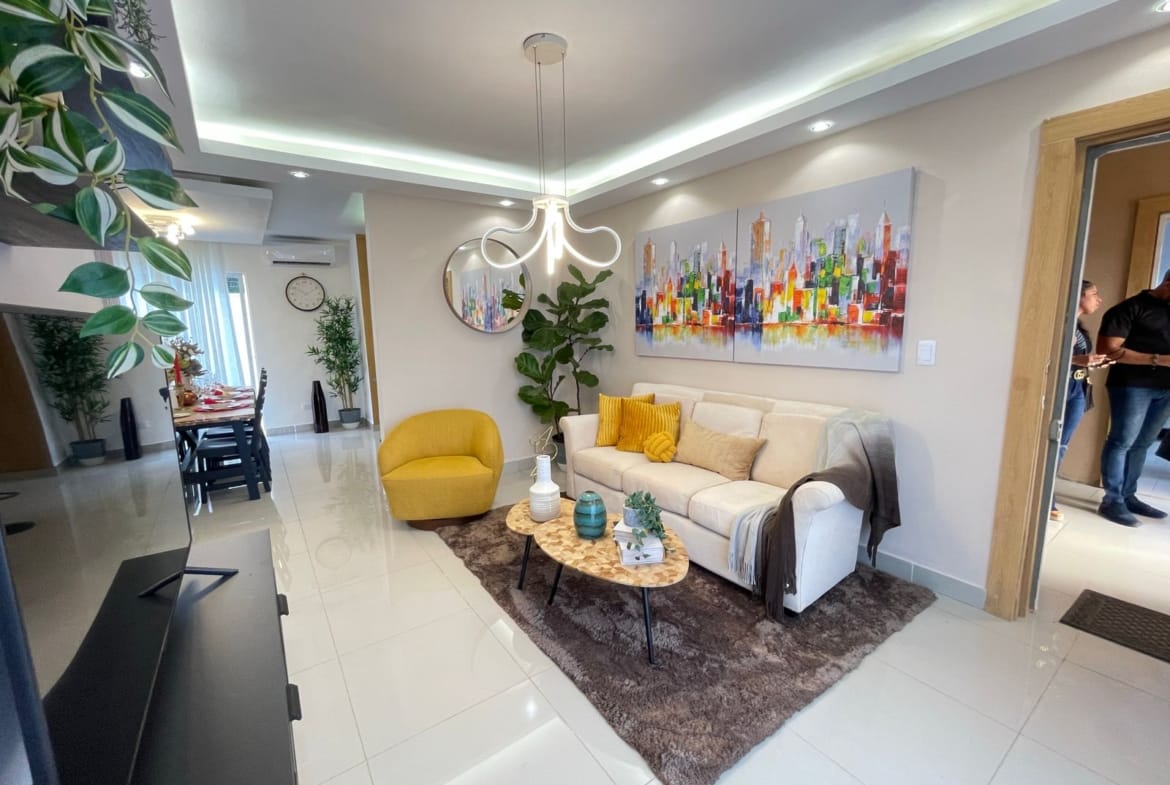 Apartamentos en la Av. Ecológica con Piscina