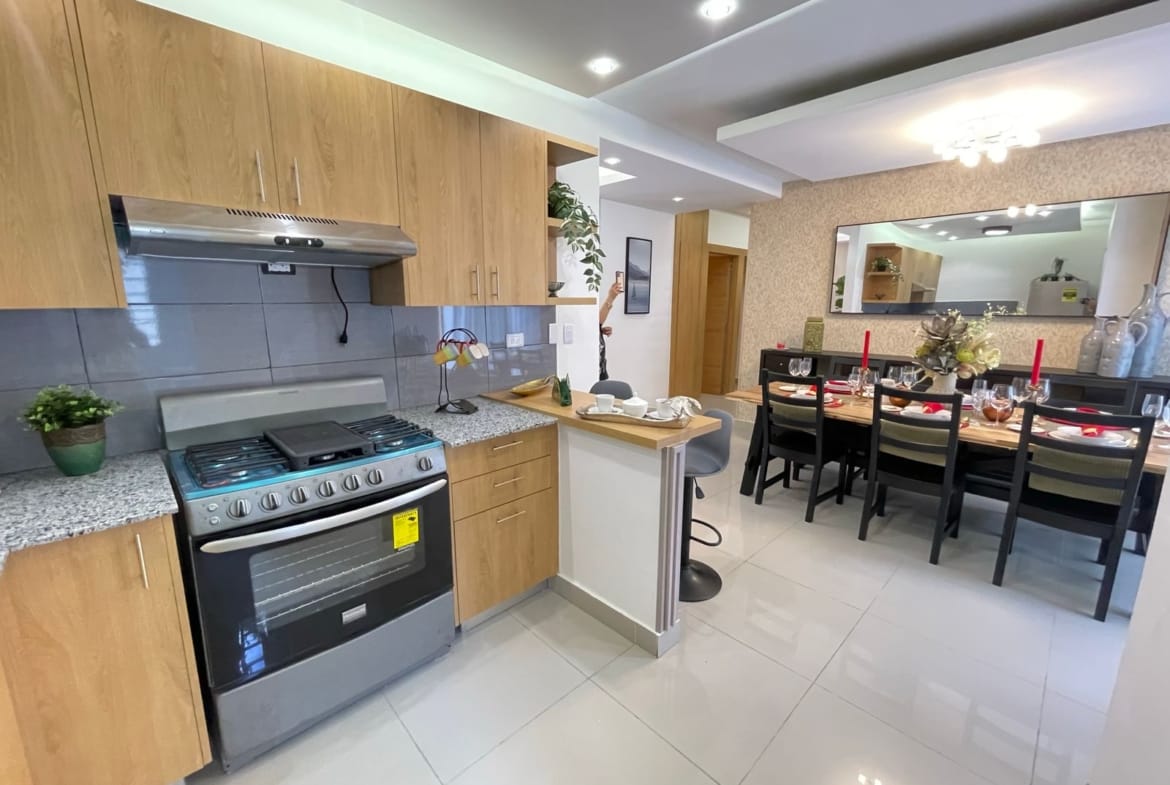 Apartamentos en la Av. Ecológica con Piscina