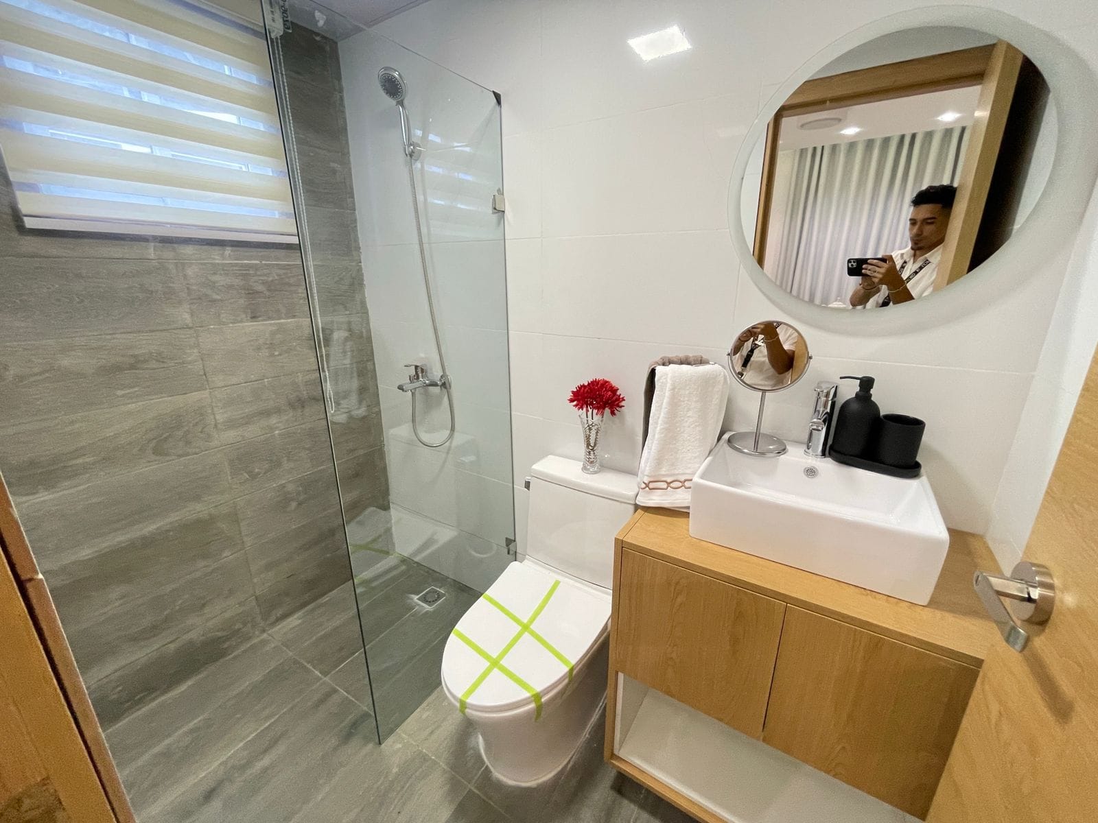 Apartamentos en la Av. Ecológica con Piscina