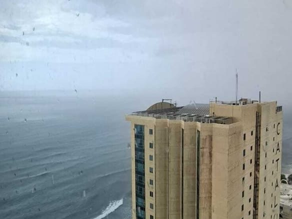 🏙️ ¡La mejor vista de todo Santo Domingo es tuya! 🔥 Apartamento exclusivo en Malecón Center – Piso 26 🌊 Vista directa al mar, por encima del hotel. Solo 3 unidades en todo el edificio la tienen.