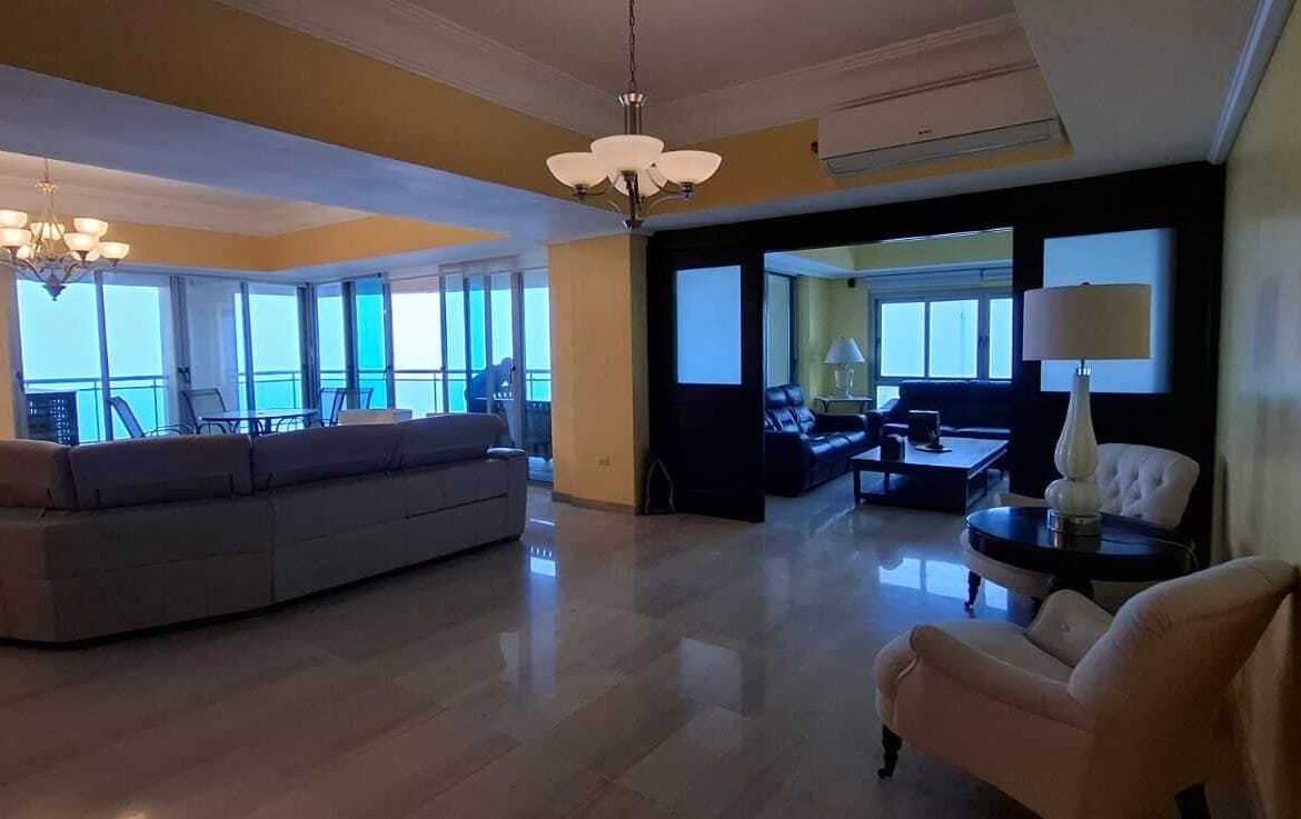 🏙️✨Vive en las Alturas del Malecón con la Mejor Vista del Caribe 1