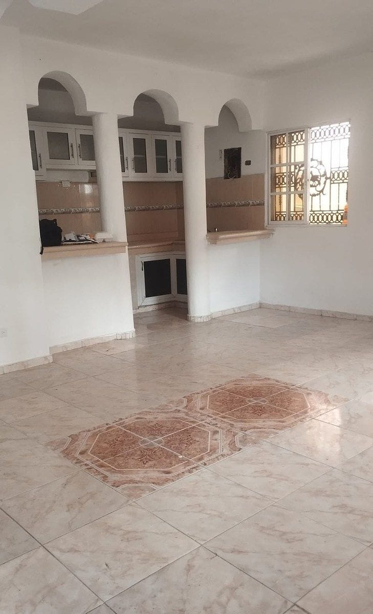 casa en alquiler en Los Tres Ojos Santo Domingo Este